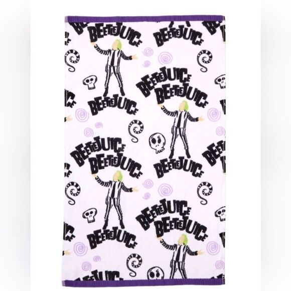 Nwt Beetlejuice Halloween 2 pc Hand Towels - Picture 3 of 7
